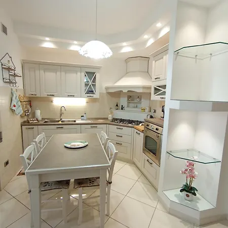 Casa Cento Apartment *